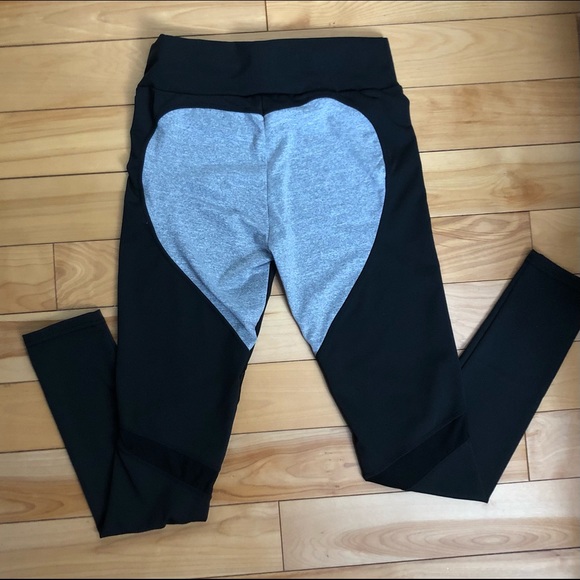 🌸3 for 10$ on all 5$ item 🌸 legging - Picture 2 of 3